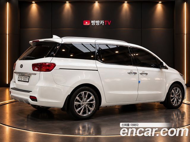 Kia Carnival 9-Seater Noblesse Special 2019 — фото 2