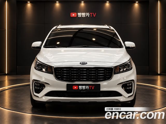 Kia Carnival 9-Seater Noblesse Special 2019 — фото 3