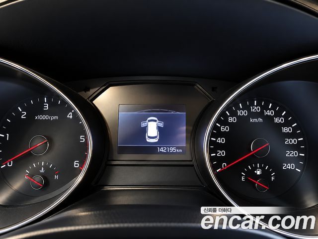 Kia Carnival 9-Seater Noblesse Special 2019 — фото 8