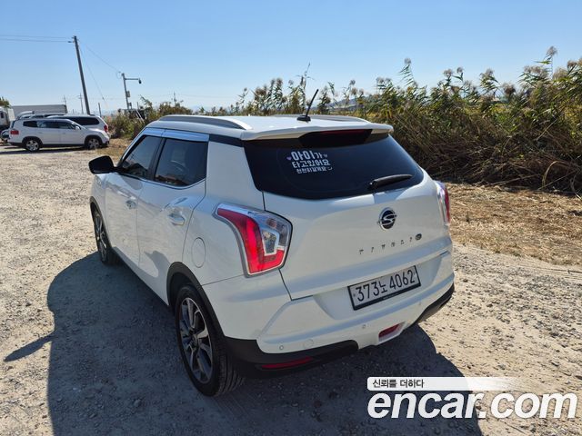KG Mobility (SsangYong) Tivoli Diesel LX 2WD 2016 — фото 4