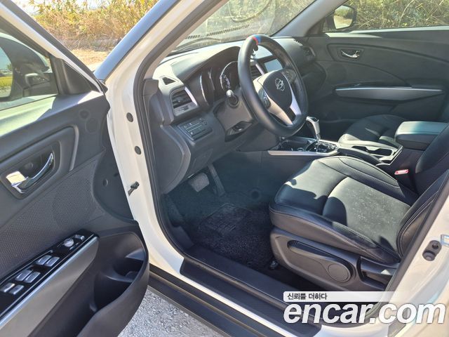 KG Mobility (SsangYong) Tivoli Diesel LX 2WD 2016 — фото 18