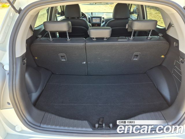 KG Mobility (SsangYong) Tivoli Diesel LX 2WD 2016 — фото 20