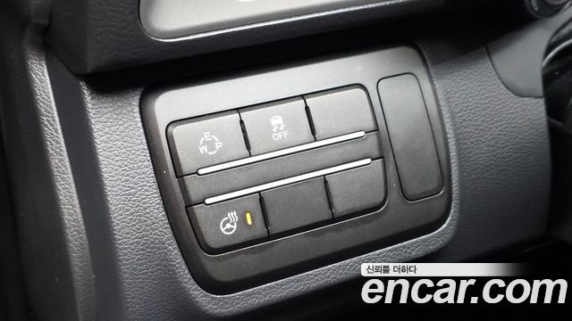KG Mobility (SsangYong) Tivoli LX 2WD DLX 2016 — фото 17