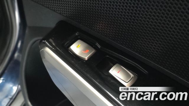 KG Mobility (SsangYong) Tivoli LX 2WD DLX 2016 — фото 19