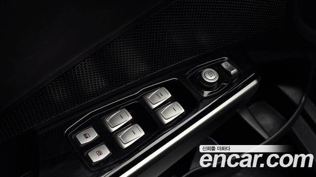 KG Mobility (SsangYong) Tivoli LX 2WD DLX 2016 — фото 27