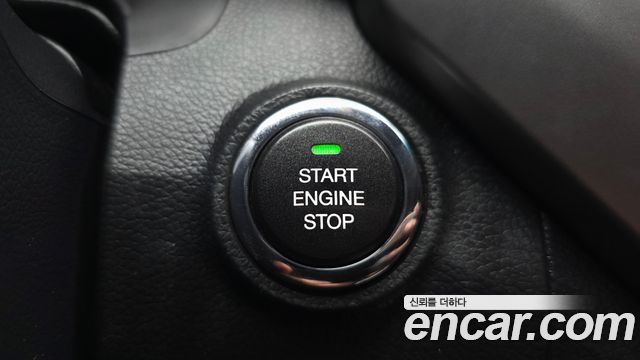 KG Mobility (SsangYong) Tivoli LX 2WD DLX 2016 — фото 31