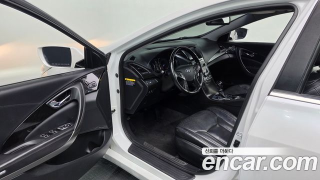 Hyundai Grandeur (HG) HG240 Modern 2016 — фото 10