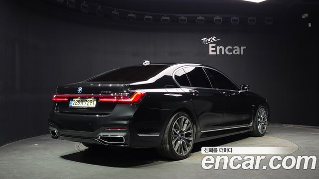 BMW 7 Series (G11) 745e iPerformance M Sport 2022 — фото 2