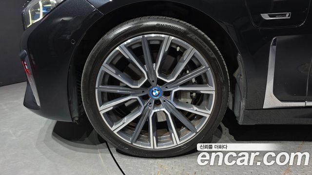 BMW 7 Series (G11) 745e iPerformance M Sport 2022 — фото 5