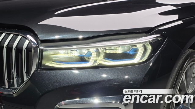 BMW 7 Series (G11) 745e iPerformance M Sport 2022 — фото 22