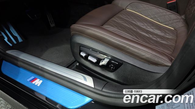BMW 7 Series (G11) 745e iPerformance M Sport 2022 — фото 34