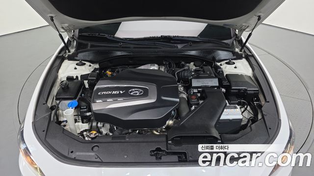 Hyundai Grandeur (IG) 2.2 Diesel Premium Special 2018 — фото 6