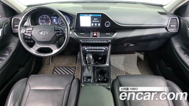 Hyundai Grandeur (IG) 2.2 Diesel Premium Special 2018 — фото 7