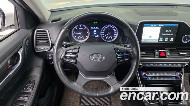 Hyundai Grandeur (IG) 2.2 Diesel Premium Special 2018 — фото 18