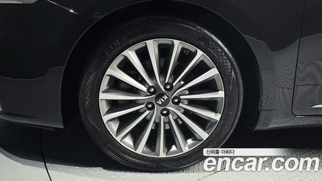 Kia K7 3.0 LPI Prestige (Rental Car) 2016 — фото 5
