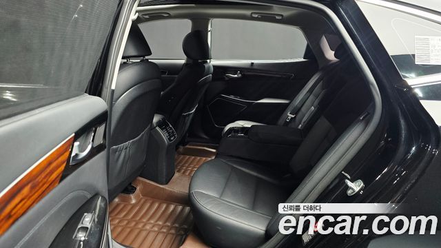 Kia K7 3.0 LPI Prestige (Rental Car) 2016 — фото 12