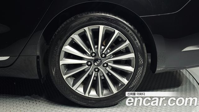 Kia K7 3.0 LPI Prestige (Rental Car) 2016 — фото 21