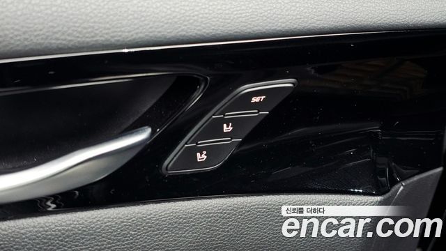 Kia K7 3.0 LPI Prestige (Rental Car) 2016 — фото 30