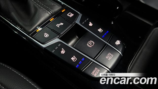 Kia K7 3.0 LPI Prestige (Rental Car) 2016 — фото 32