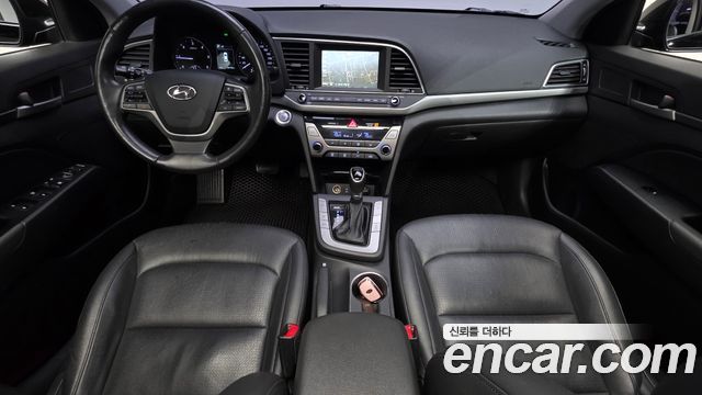 Hyundai Avante (AD) 1.6 e-VGT SMART Special 2016 — фото 7