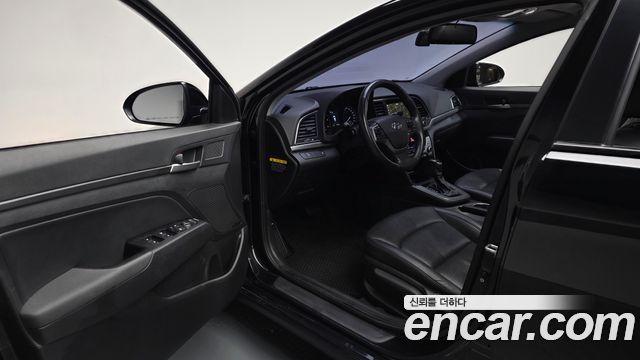 Hyundai Avante (AD) 1.6 e-VGT SMART Special 2016 — фото 10