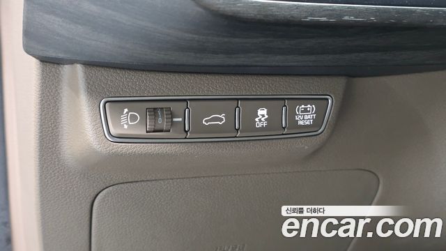 Kia K8 Hybrid Noblesse 2022 — фото 16