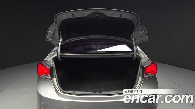 Hyundai Avante 1.6 VGT Modern Standard 2014 — фото 20