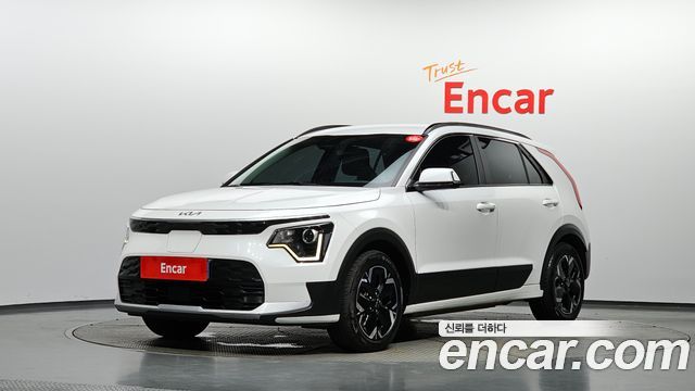 Kia Niro EV Air 2023 — фото 1