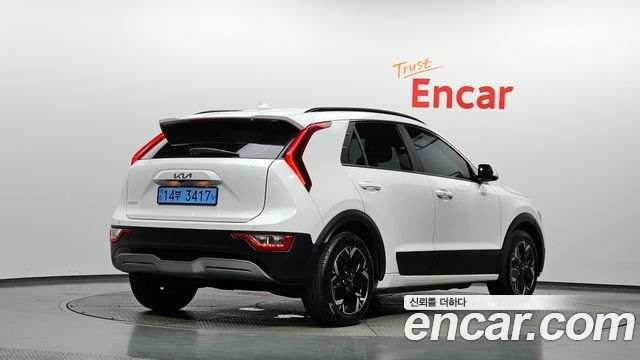 Kia Niro EV Air 2023 — фото 2