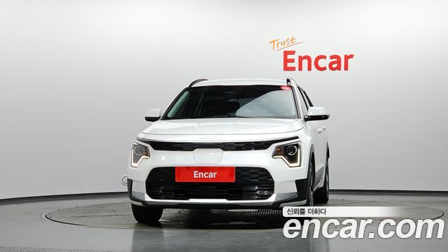 Kia Niro EV Air 2023 — фото 3