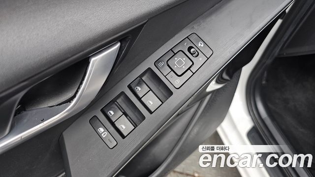 Kia Niro EV Air 2023 — фото 12