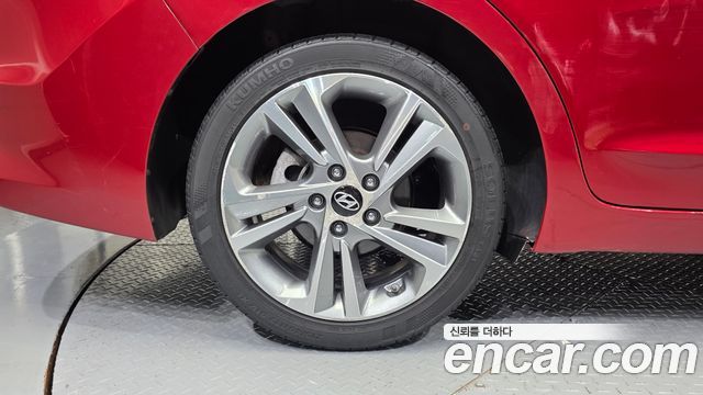 Hyundai Avante (AD) 1.6 e-VGT SMART 2016 — фото 5