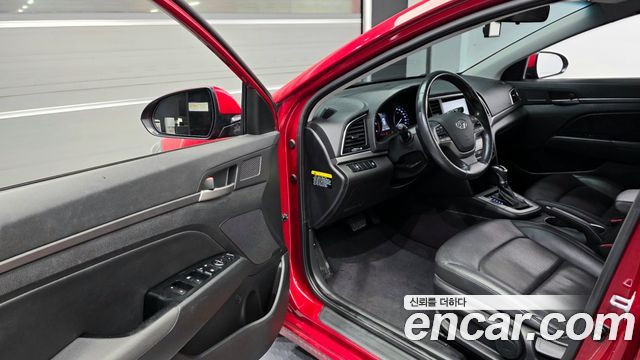 Hyundai Avante (AD) 1.6 e-VGT SMART 2016 — фото 11