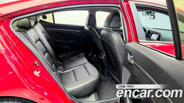 Hyundai Avante (AD) 1.6 e-VGT SMART 2016 — фото 12