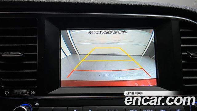 Hyundai Avante (AD) 1.6 e-VGT SMART 2016 — фото 15