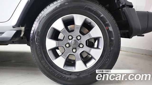 Jeep Wrangler (JL) 2.0 Overland Power Top 4Door 2023 — фото 6