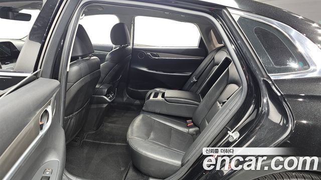 Hyundai Grandeur (IG) 2.5 Premium Choice 2021 — фото 11