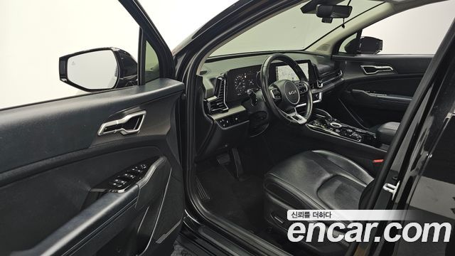 Kia Sportage (V) Gasoline 1.6 Turbo 2WD Nobleless 2023 — фото 11