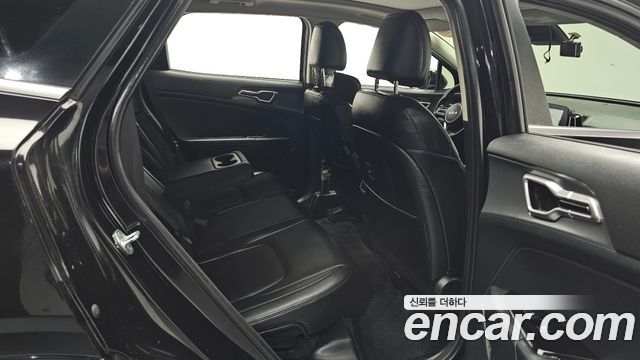 Kia Sportage (V) Gasoline 1.6 Turbo 2WD Nobleless 2023 — фото 26