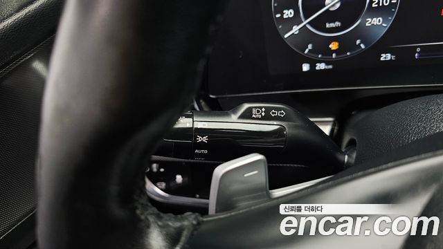 Kia Sportage (V) Gasoline 1.6 Turbo 2WD Nobleless 2023 — фото 32