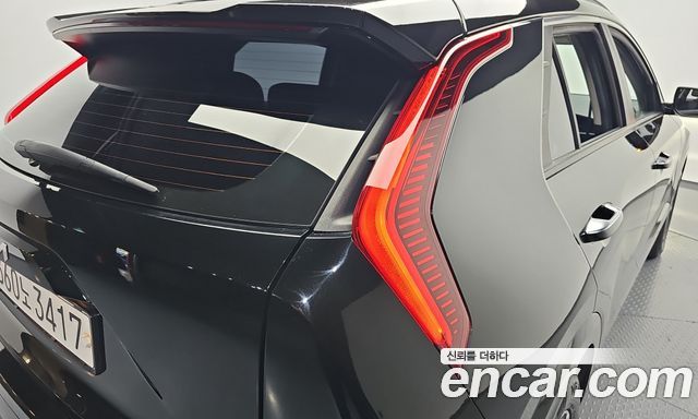 Kia Niro Signature 2022 — фото 23