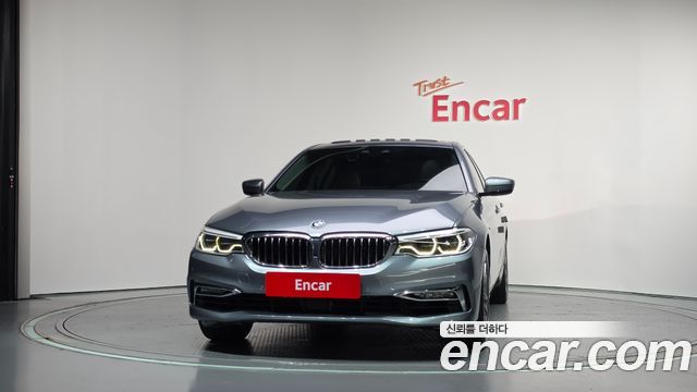 BMW 5 Series (G30) 520d xDrive Luxury Plus 2018 — фото 3