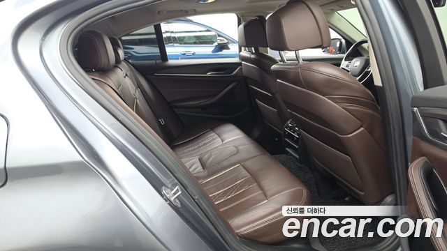 BMW 5 Series (G30) 520d xDrive Luxury Plus 2018 — фото 12
