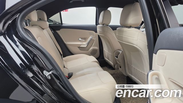 Mercedes-Benz A-Class (W177) A220 Sedan 2021 — фото 11