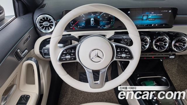 Mercedes-Benz A-Class (W177) A220 Sedan 2021 — фото 14