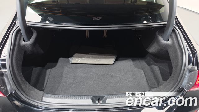 Mercedes-Benz A-Class (W177) A220 Sedan 2021 — фото 18