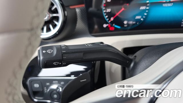 Mercedes-Benz A-Class (W177) A220 Sedan 2021 — фото 20