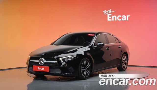 Mercedes-Benz A-Class (W177) A220 Sedan 2021 — фото 1