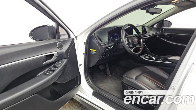 Hyundai Sonata (DN8) 2.0 LPG(rental car) Style 2020 — фото 10