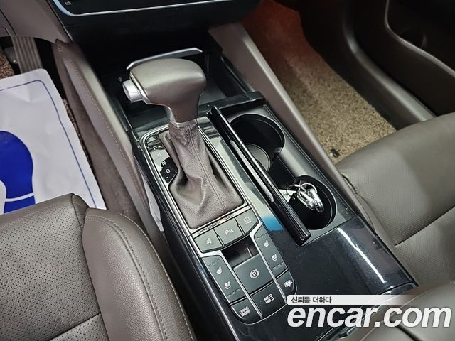 Kia K7 Hybrid Noblesse Special 2018 — фото 8